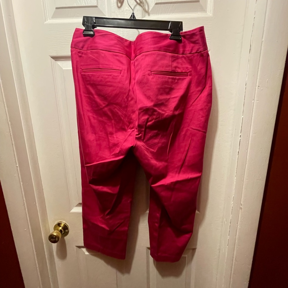 Great pants to wear to work!
